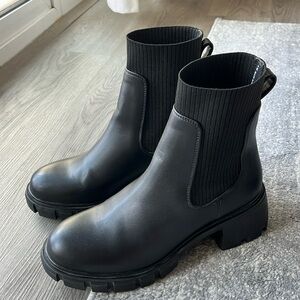 Steve Madden Hayle Chelsea Boot Size 8